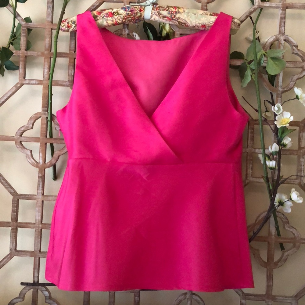 Isaac Mizrahi Fuschia pink silk sleeveless blouse